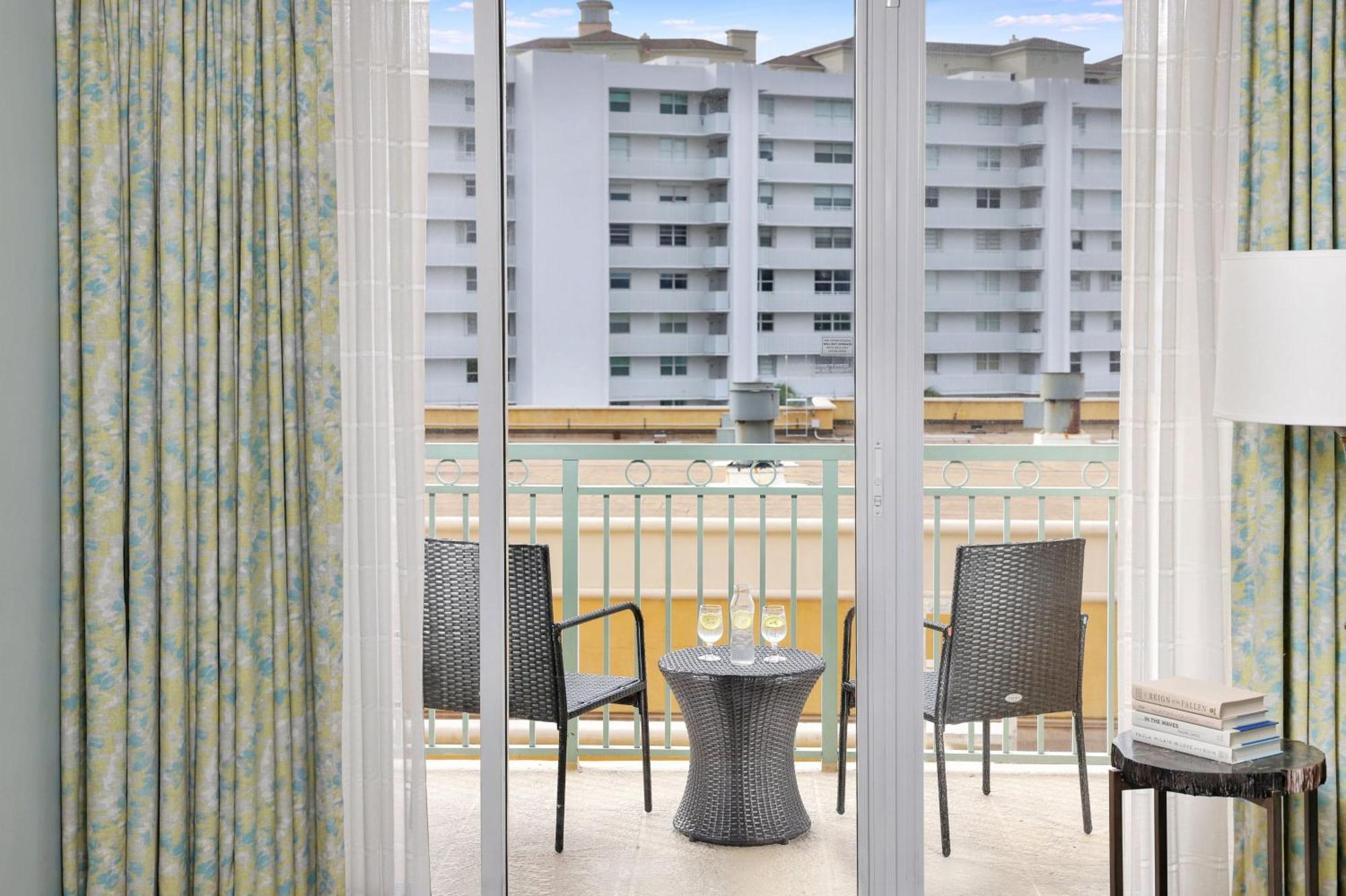 Hotel The Ritz Carlton Key Biscayne, Miami Exterior foto